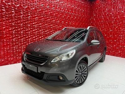 Usata Peugeot 2008 92 CV (67 kW) 2015 Grigio SUV