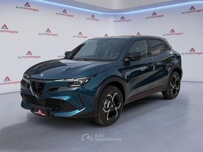 Nuova Alfa Romeo Junior Edizione Speciale 136 CV (100 kW) 2026 Blu SUV