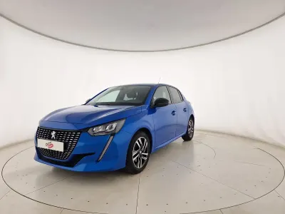Usata Peugeot 208 Allure 101 CV (74 kW) 2023 Blu Utilitaria