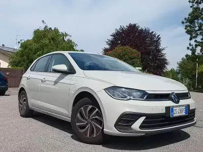 Käytetty VW Polo 95 HP (69 kW) 2024 Viistoperä