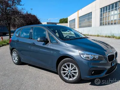 Usata BMW 218 Advantage 150 CV (110 kW) 2017 Grigio Station wagon