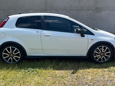 Usata Abarth Grande Punto 155 CV (114 kW) 2008 Bianco Utilitaria