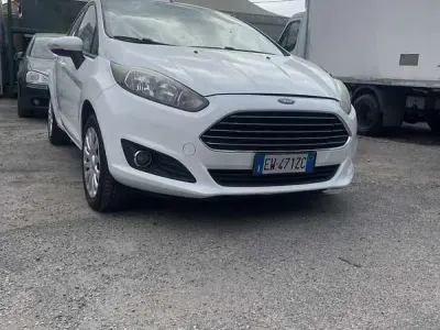Usata Ford Fiesta Titanium 80 CV (58 kW) 2014 Utilitaria