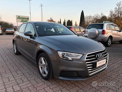 Usata Audi A3 Ambiente 116 CV (85 kW) 2019 Grigio Berlina
