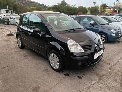 Usata Renault Modus 70 CV (51 kW) 2008 Nero Monovolume