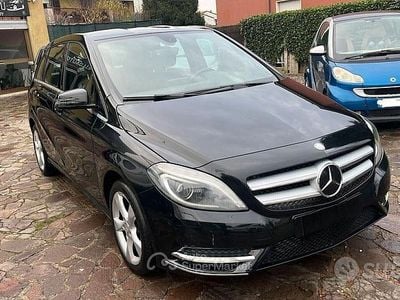 Usata Mercedes B180 Premium 109 CV (80 kW) 2013 Nero Monovolume
