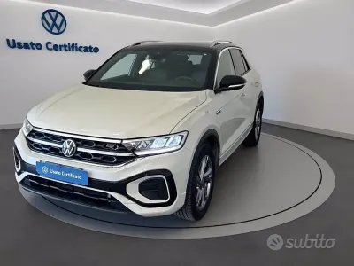 Usata VW T-Roc R-line 110 CV (80 kW) 2023 Ascot grey SUV