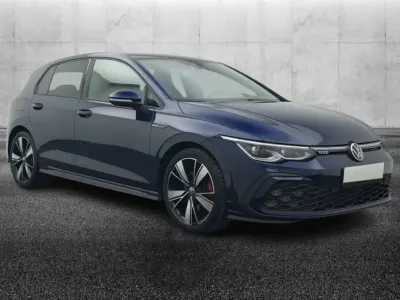 Usata VW Golf VIII GTD 200 CV (147 kW) 2021 Blu/azzurro Monovolume