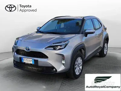 Usata Toyota Yaris Cross Active 116 CV (85 kW) 2023 Grigio SUV