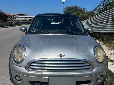 Usata Mini Cooper D 109 CV (80 kW) 2008 Grigio Utilitaria