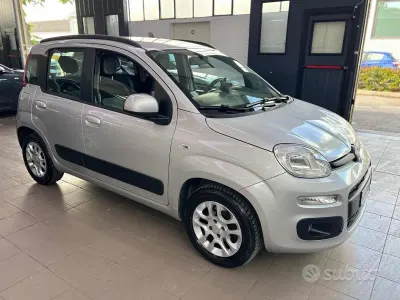 Gebraucht Fiat Panda Lounge 69 PS (50 kW) 2017 Grau Kleinwagen