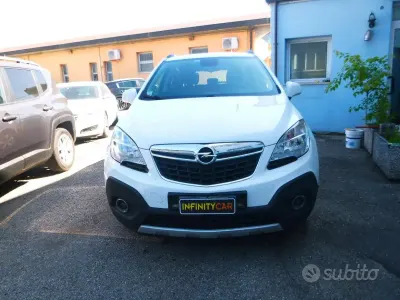 Usado Opel Mokka Cosmo 131 CV (96 kW) 2013 Blanco SUV