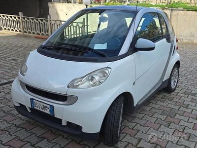 Begagnad Smart ForTwo Coupé 71 HK (52 kW) 2007 Vit Sportkupé