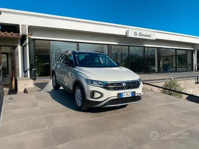 Occasion VW T-Roc Life 110 PK (80 kW) 2022 Altro SUV