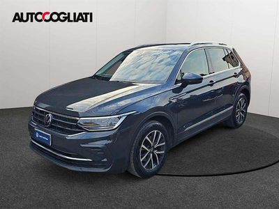 Usata VW Tiguan Life 131 CV (96 kW) 2023 Grigio SUV