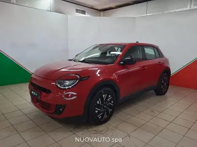 Usata Fiat 600E Red 61 kW (84 CV) 2023 Rosso SUV