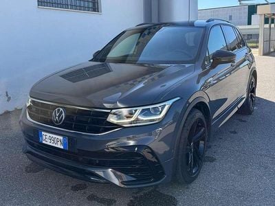 Usata VW Tiguan R-line 200 CV (147 kW) 2021 Grigio SUV