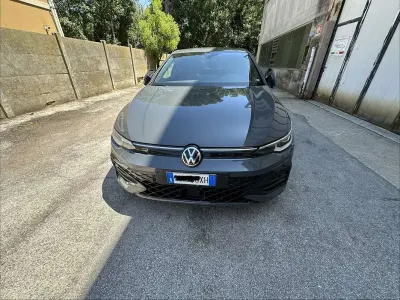 Usata VW Golf VIII R-line Plus 150 CV (110 kW) 2024 Berlina