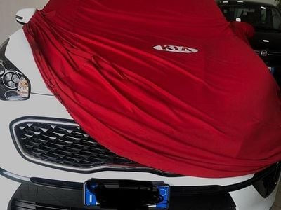 Usata Kia Sportage Style 116 CV (85 kW) 2020 Bianco SUV
