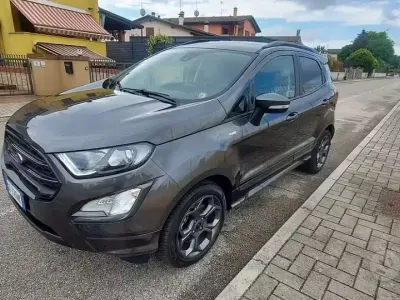 Usata Ford Ecosport 125 CV (91 kW) 2021 Grigio SUV