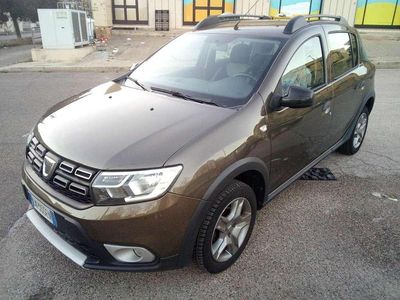 Marrone Usata 2020 Dacia Sandero Stepway Berlina | 9499 € (Buon prezzo)