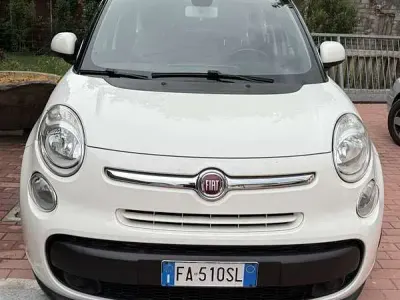 Usata Fiat 500L Lounge 120 CV (88 kW) 2015 Bianco Monovolume