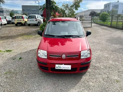 Usata Fiat Panda Dynamic 54 CV (39 kW) 2011 Rosso Utilitaria