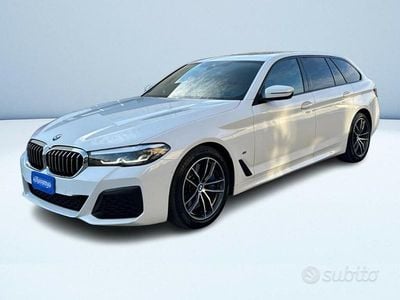 Usata BMW 540 M Sport 340 CV (250 kW) 2021 Bianco pastello Station wagon