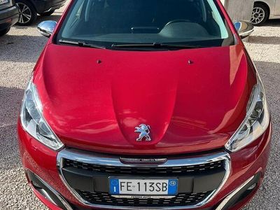 usata Peugeot 208 allure 100cv