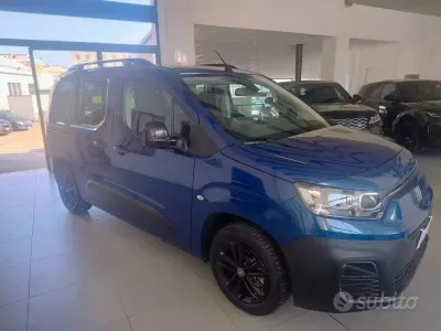 Usata Fiat e-Doblò Launch Edition 56 kW (77 CV) 2023 Blu Monovolume