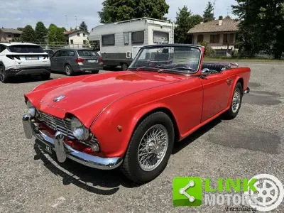 Usata Triumph TR4 99 CV (72 kW) 1965 Rosso Cabrio