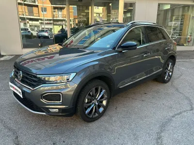 Usata VW T-Roc Advance 150 CV (110 kW) 2018 Grigio SUV