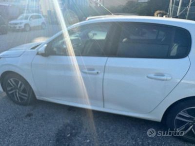 Usata Peugeot 208 75 CV (55 kW) 2021 Bianco Utilitaria