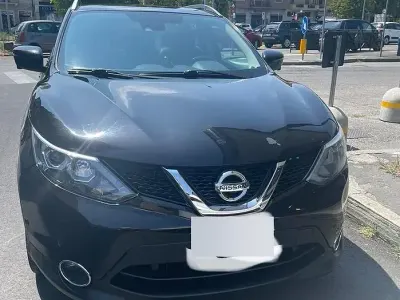Usata Nissan Qashqai Tekna 110 CV (80 kW) 2015 Nero SUV