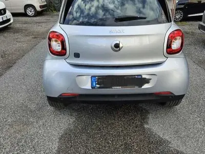 Usata Smart ForFour Electric Drive Passion 41 kW (56 CV) 2020 Utilitaria