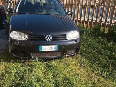 Usata VW Golf IV GTD 150 CV (110 kW) 2002 Berlina