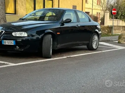 Usata Alfa Romeo 156 144 CV (105 kW) 1999 Nero Berlina