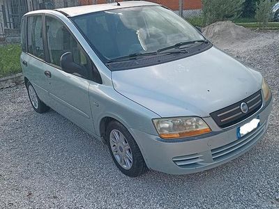 Usata Fiat Multipla 116 CV (85 kW) 2004 Verde Monovolume