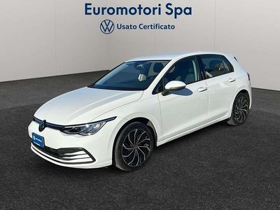 Bianco Usata 2023 VW Golf VIII Life Berlina | 20.800 € (Buon prezzo)