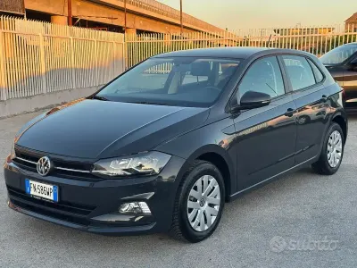 Usata VW Polo 65 CV (47 kW) 2018 Grigio Utilitaria