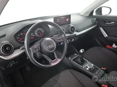 Usata Audi Q2 Admired 116 CV (85 kW) 2022 Grigio SUV