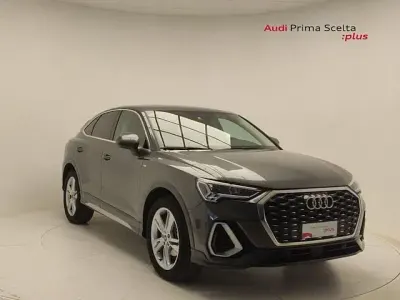 Usata Audi Q3 Sportback S-Line 150 CV (110 kW) 2023 Grigio daytona perla SUV
