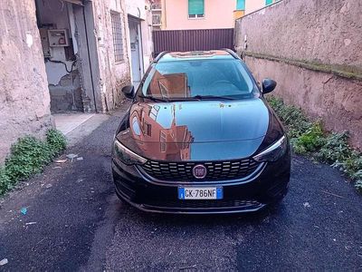Usata Fiat Tipo Lounge 120 CV (88 kW) 2018 Nero Station wagon