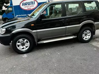 Usata Nissan Terrano 2002 Verde SUV
