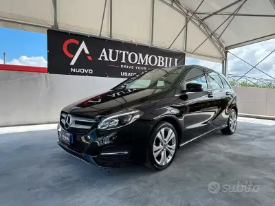 Usata Mercedes B180 Executive 109 CV (80 kW) 2018 Nero Utilitaria
