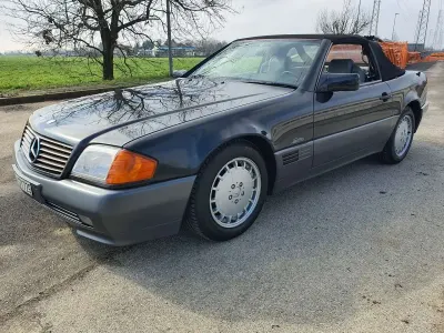 Usata Mercedes SL300 231 CV (169 kW) 1990 Nero Cabrio