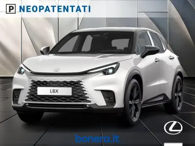 Nuova Lexus LBX 136 CV (100 kW) 2026 Bianco SUV
