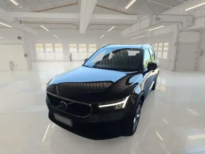 Usata Volvo XC40 Core 163 CV (119 kW) 2023 Nero SUV