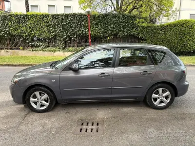 Occasion Mazda 3 Active 84 ch (61 kW) 2007 Gris Berline