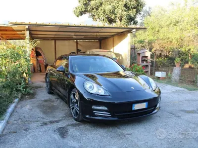 Usata Porsche Panamera 4 300 CV (220 kW) 2011 Nero Utilitaria